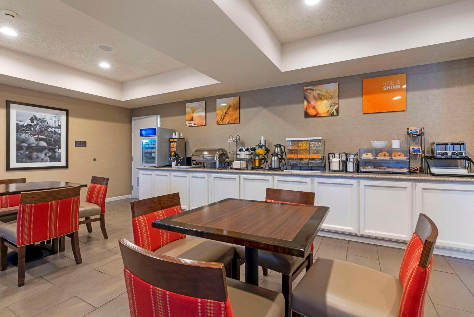 Comfort Inn Lathrop Stockton Airport Dış mekan fotoğraf
