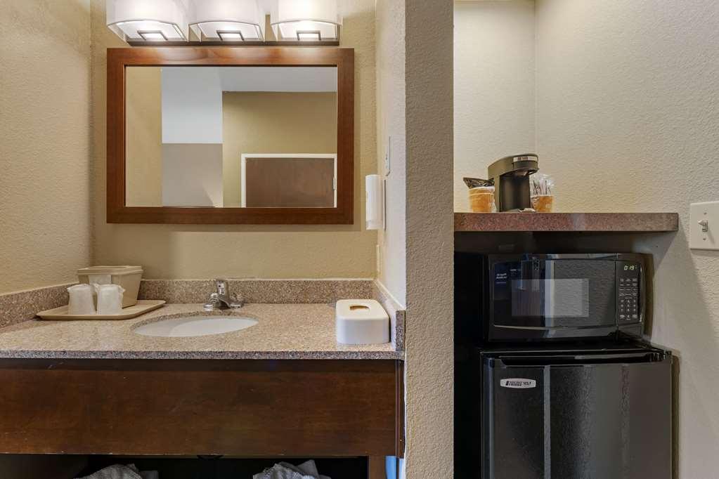 Comfort Inn Lathrop Stockton Airport Oda fotoğraf